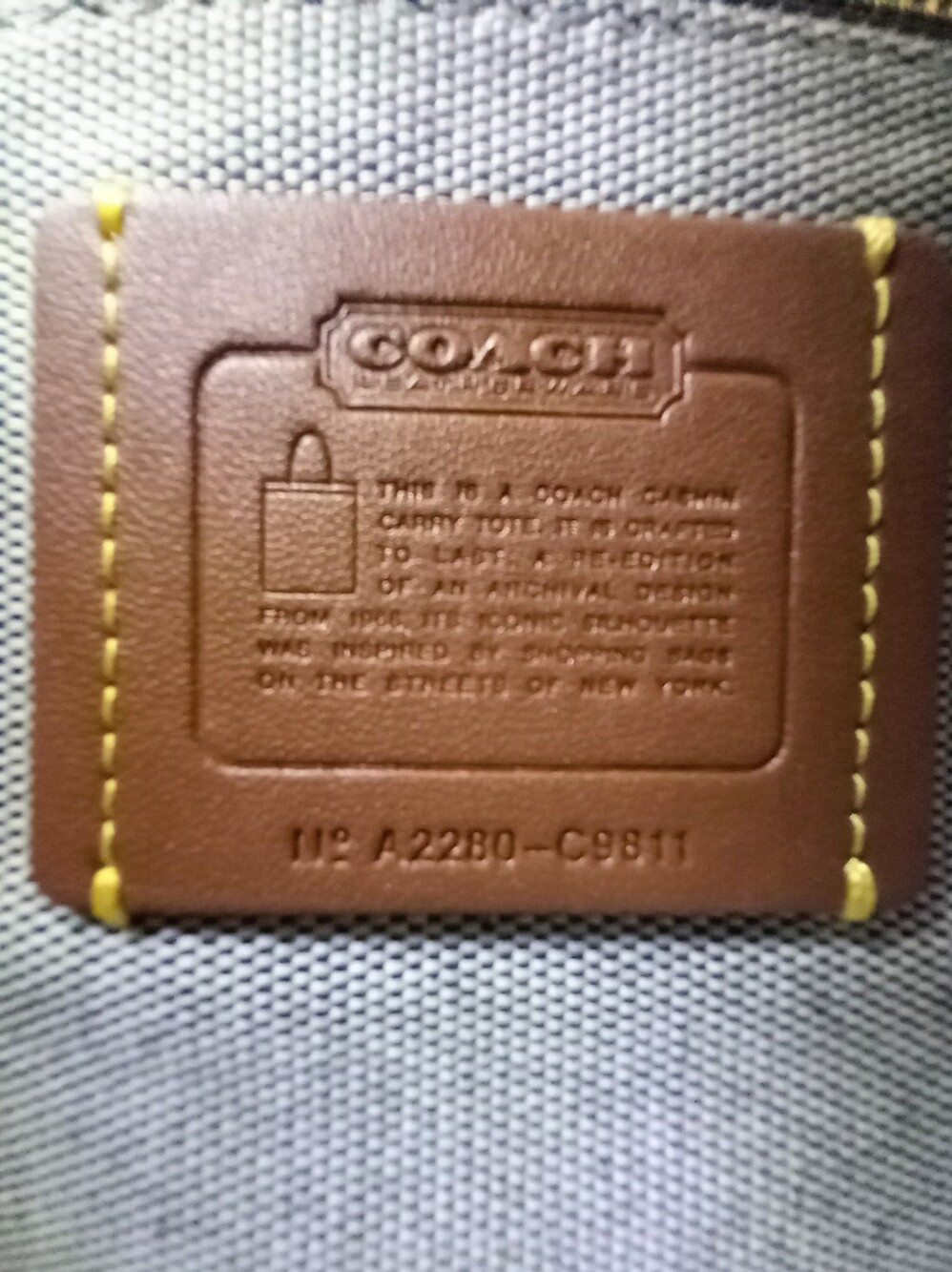 Coach Cashin Carry Tote 22, Double Kisslock, Green - Picture 13 of 15